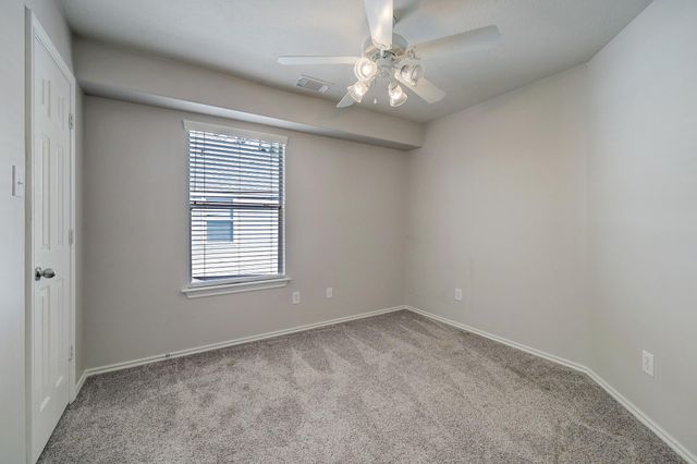 182 W Stedhill Loop, The Woodlands, TX 77384