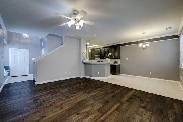 182 W Stedhill Loop, The Woodlands, TX 77384