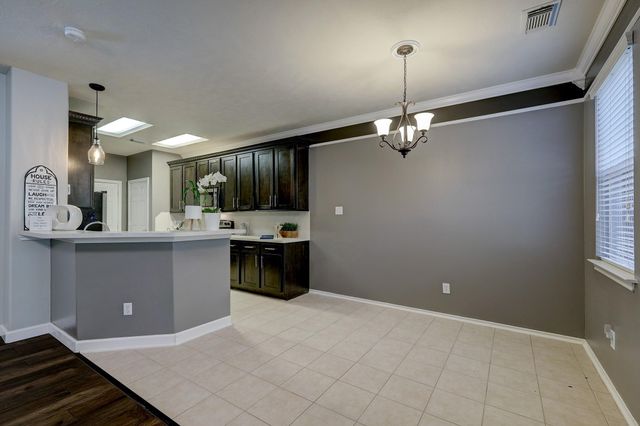 182 W Stedhill Loop, The Woodlands, TX 77384