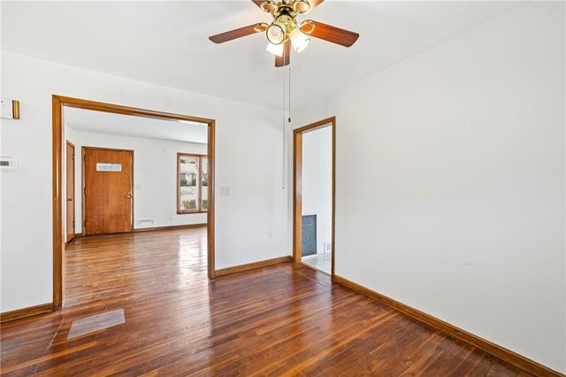 3933 NE Indianola Drive, Kansas City, MO 64116