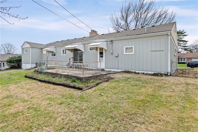 3933 NE Indianola Drive, Kansas City, MO 64116