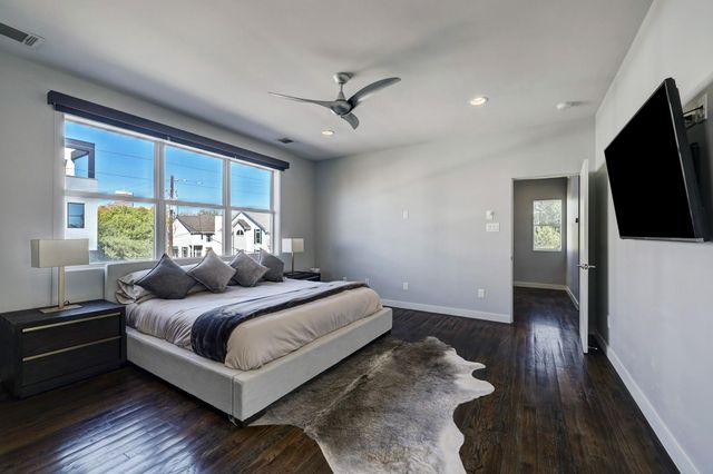 1401 Fairview Avenue A, Houston, TX 77006