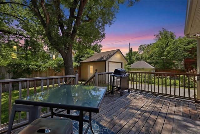 4333 Harrison Street, Kansas City, MO 64110