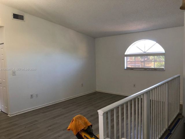 7730 W 34th Lane 14202, Hialeah, FL 33018