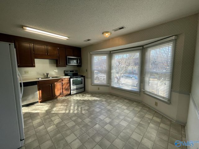 6930 Steeplechase Drive, Huntsville, AL 35806
