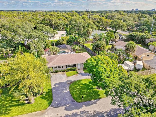 2545 Venice Drive, Palm Beach Gardens, FL 33410
