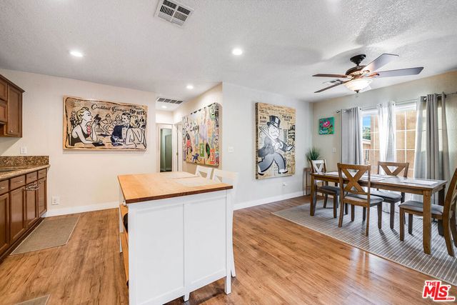 537 Stanford Road, Burbank, CA 91504