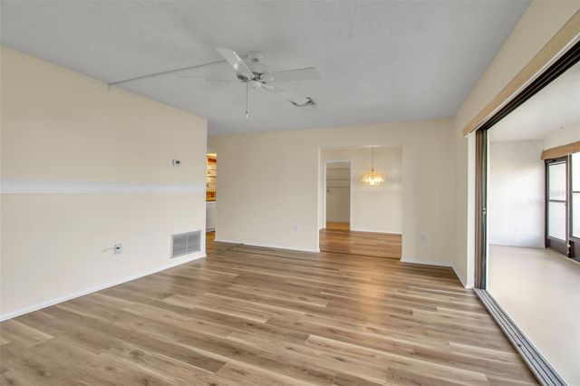 1728 LAKESIDE DRIVE 1720-B, Venice, FL 34293