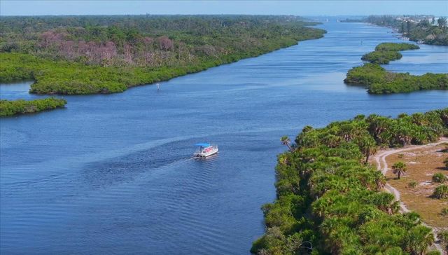 1728 LAKESIDE DRIVE 1720-B, Venice, FL 34293