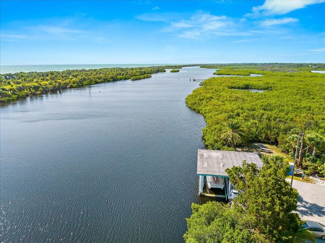 1728 LAKESIDE DRIVE 1720-B, Venice, FL 34293