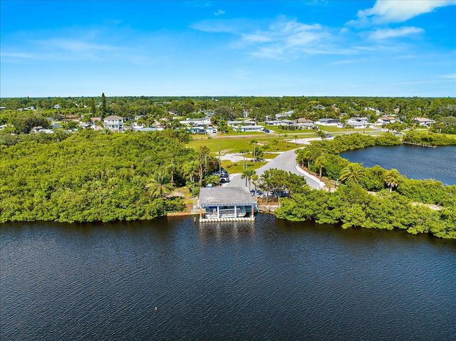 1728 LAKESIDE DRIVE 1720-B, Venice, FL 34293