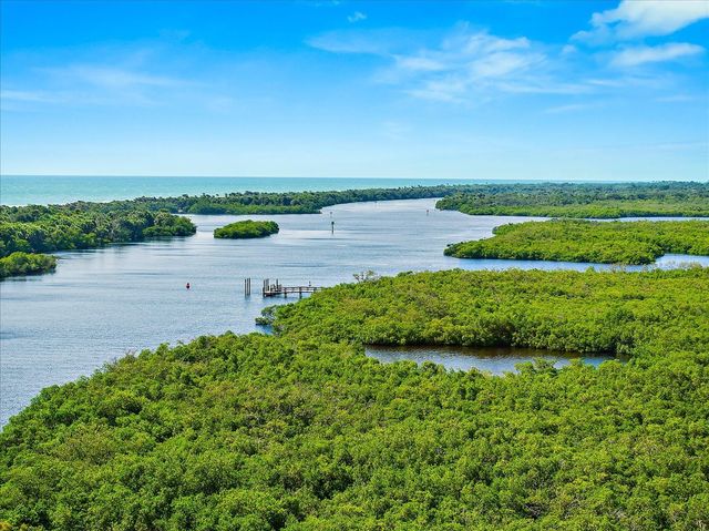 1728 LAKESIDE DRIVE 1720-B, Venice, FL 34293