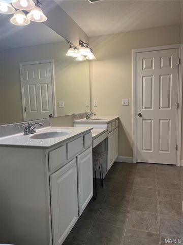 841 Bassett Street, O'fallon, IL 62269