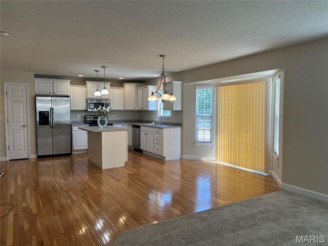 841 Bassett Street, O'fallon, IL 62269