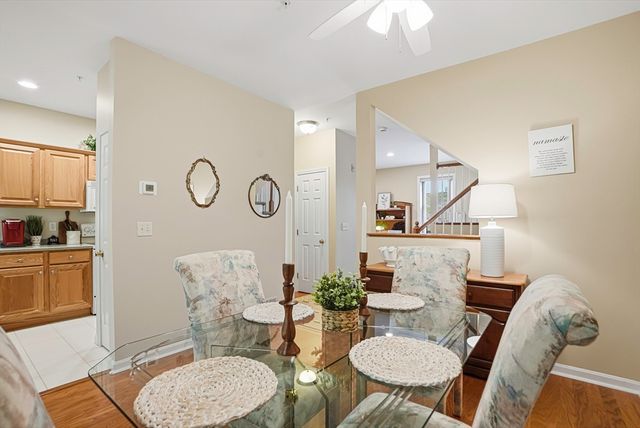 9 Robert Cir 9, Grafton, MA 01536
