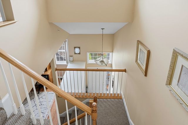 9 Robert Cir 9, Grafton, MA 01536