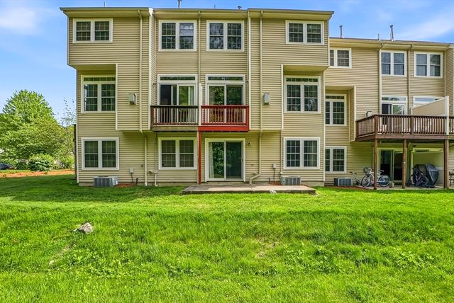 9 Robert Cir 9, Grafton, MA 01536