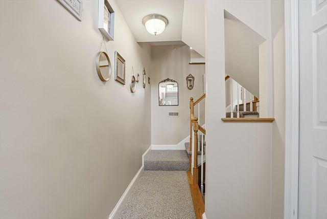 9 Robert Cir 9, Grafton, MA 01536