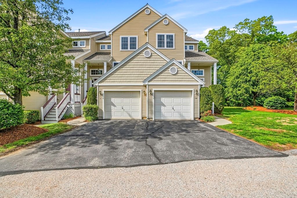 9 Robert Cir 9, Grafton, MA 01536