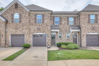 3105 Defilade Dr, Murfreesboro, TN 37128