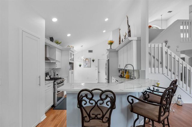 17648 NATHANS DRIVE, Tampa, FL 33647