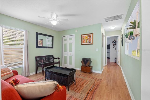 17648 NATHANS DRIVE, Tampa, FL 33647