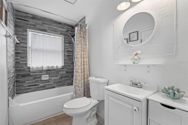 17648 NATHANS DRIVE, Tampa, FL 33647