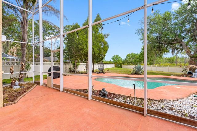 17648 NATHANS DRIVE, Tampa, FL 33647