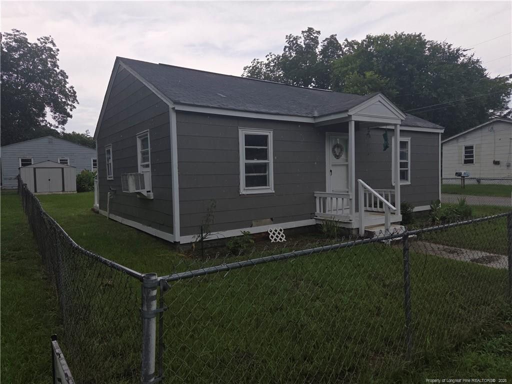 4901 Schmidt Street, Fayetteville, NC 28303