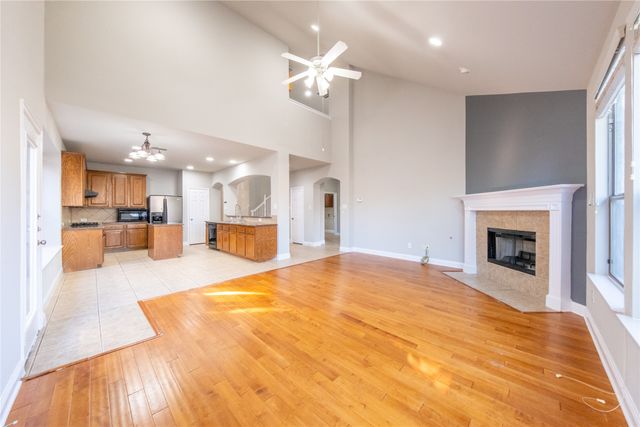 1067 Valley Vista Drive, Irving, TX 75063