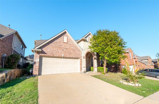 1067 Valley Vista Drive, Irving, TX 75063