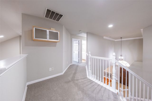 1067 Valley Vista Drive, Irving, TX 75063