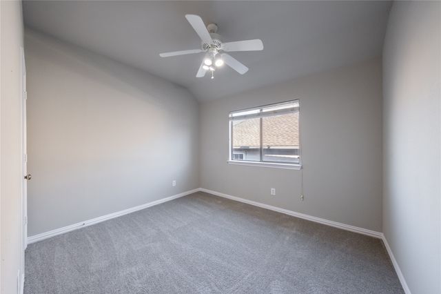 1067 Valley Vista Drive, Irving, TX 75063