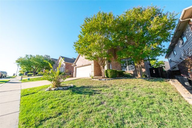 1067 Valley Vista Drive, Irving, TX 75063