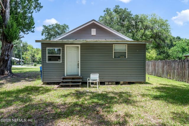 302 PARK Avenue, Hastings, FL 32145