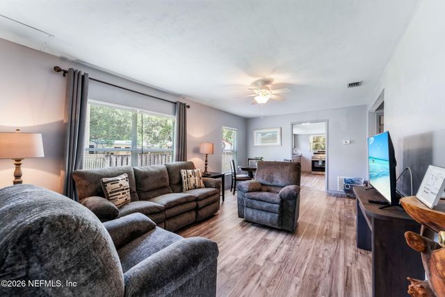 302 PARK Avenue, Hastings, FL 32145