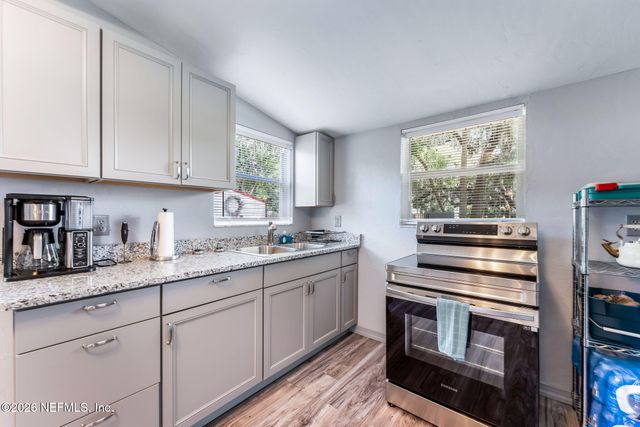 302 PARK Avenue, Hastings, FL 32145