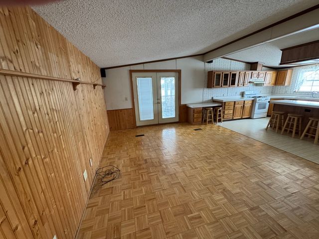 3110 N Old US Hwy 45 Highway, Clifton, IL 60927