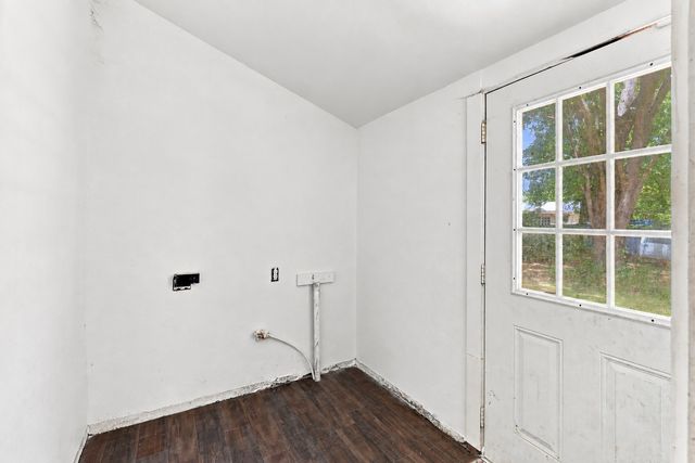 409 S Boyd Street, Lindale, TX 75771