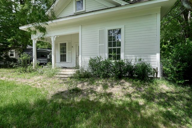 409 S Boyd Street, Lindale, TX 75771