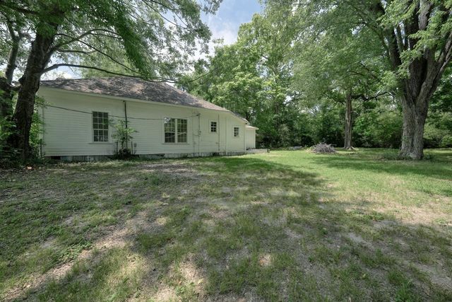 409 S Boyd Street, Lindale, TX 75771