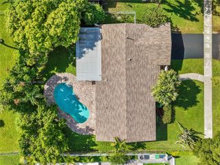 7435 SW 146th Ct, Miami, FL 33183