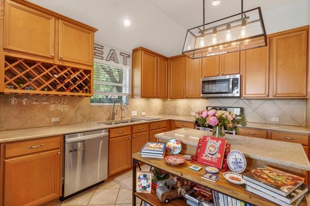 6317 Salcon Cliff DR, Austin, TX 78749