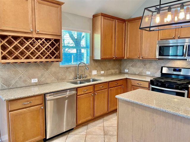 6317 Salcon Cliff DR, Austin, TX 78749