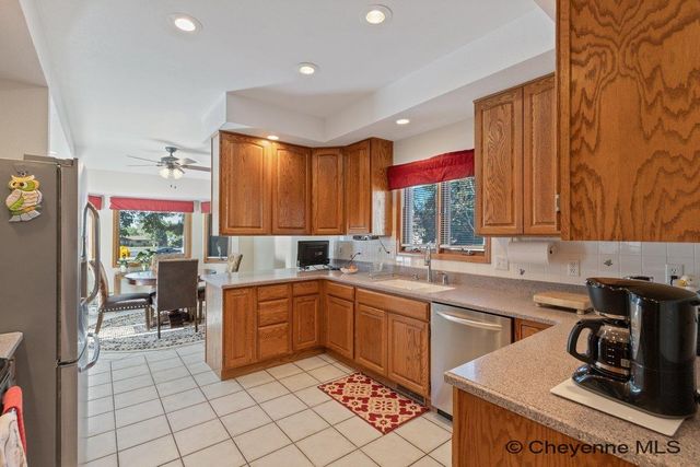 727 CYPRESS LN, Cheyenne, WY 82009