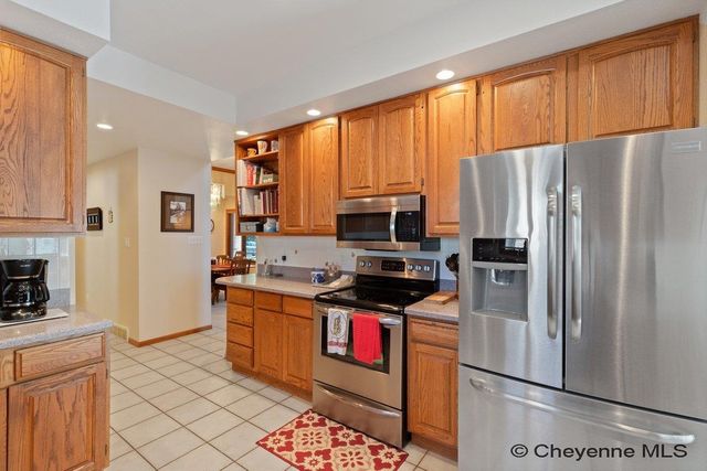 727 CYPRESS LN, Cheyenne, WY 82009