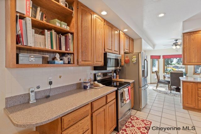 727 CYPRESS LN, Cheyenne, WY 82009