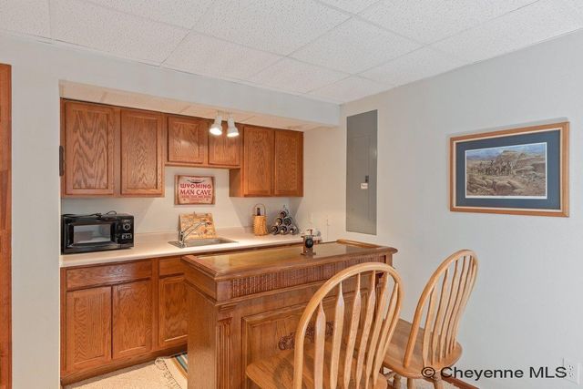 727 CYPRESS LN, Cheyenne, WY 82009
