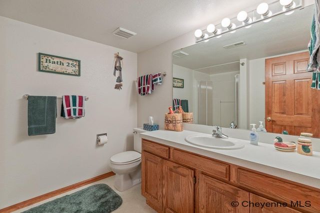 727 CYPRESS LN, Cheyenne, WY 82009