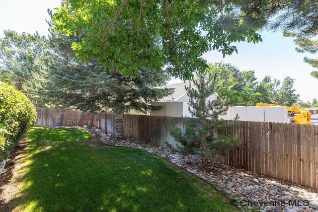 727 CYPRESS LN, Cheyenne, WY 82009
